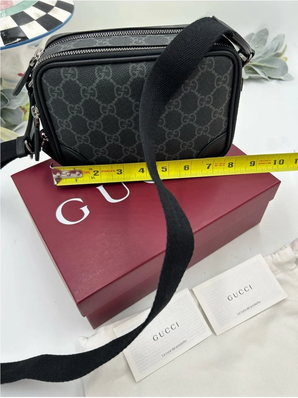 Unisex Gucci Black/Grey GG Monogram Crossbody Camera Bag. NWT